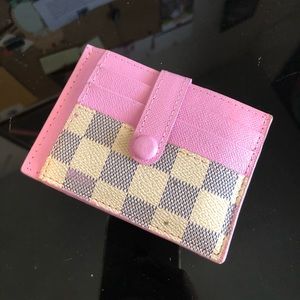 Checkered card holder